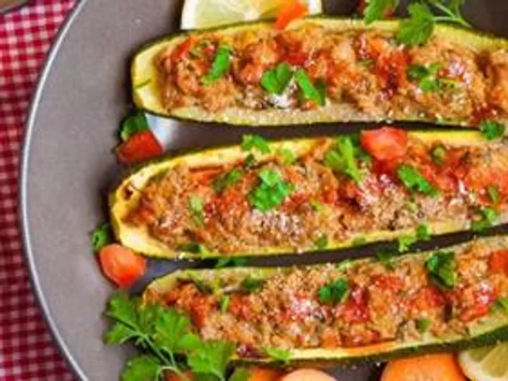 Abobrinhas Recheadas com Carne Moída