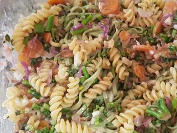 Salada de Macarrão Parafuso