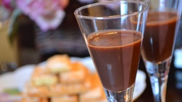 Receita de Licor de Chocolate, enviada por Marcio Figueira - Prazer à Mesa