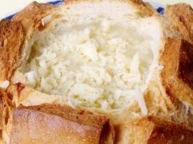 Receita de Sopa de Queijo no Pão Italiano, enviada por Adege Adalgisa - Prazer à Mesa