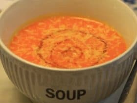 Receita de Sopa Creme de Abóbora com Gengibre, enviada por Janaine Pina - Prazer à Mesa